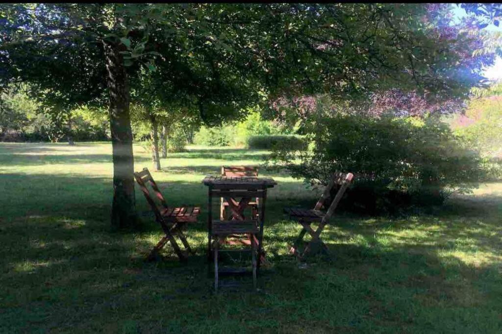 Cottage Normand Avec Sa Grande Piscine Chauffee Toute L Annee Sur Parc Arbore Et Clos En Plein Coeur De La Campagne Adapte Aux Kids Et Dog Friendly Saint-Antonin-de-Sommaire Экстерьер фото