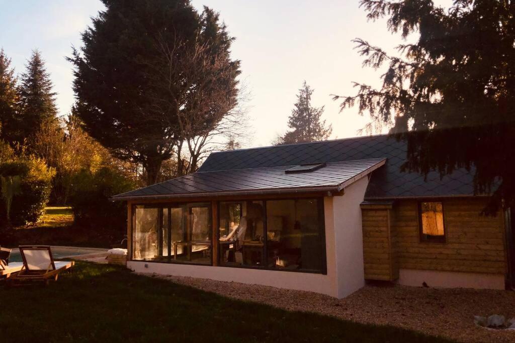 Cottage Normand Avec Sa Grande Piscine Chauffee Toute L Annee Sur Parc Arbore Et Clos En Plein Coeur De La Campagne Adapte Aux Kids Et Dog Friendly Saint-Antonin-de-Sommaire Экстерьер фото