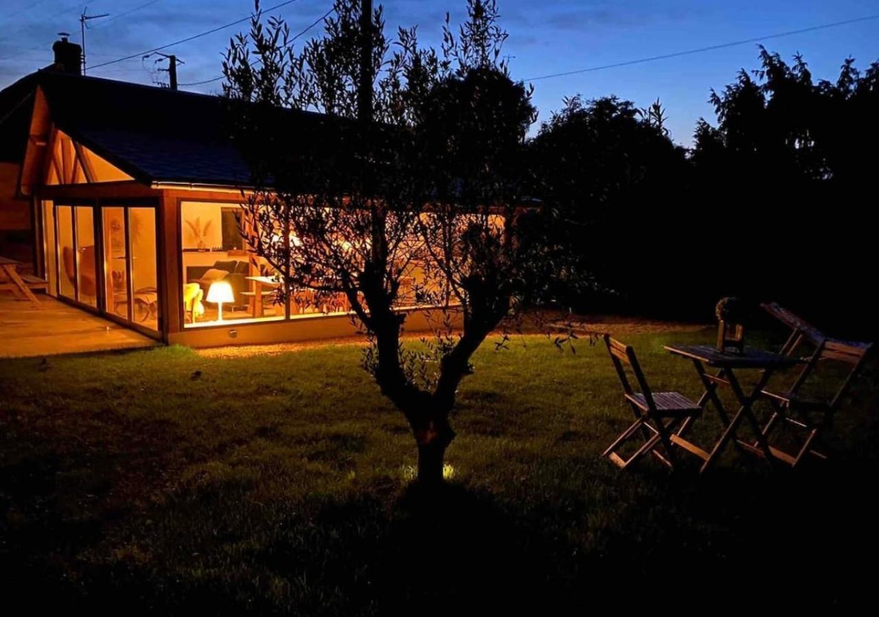 Cottage Normand Avec Sa Grande Piscine Chauffee Toute L Annee Sur Parc Arbore Et Clos En Plein Coeur De La Campagne Adapte Aux Kids Et Dog Friendly Saint-Antonin-de-Sommaire Экстерьер фото