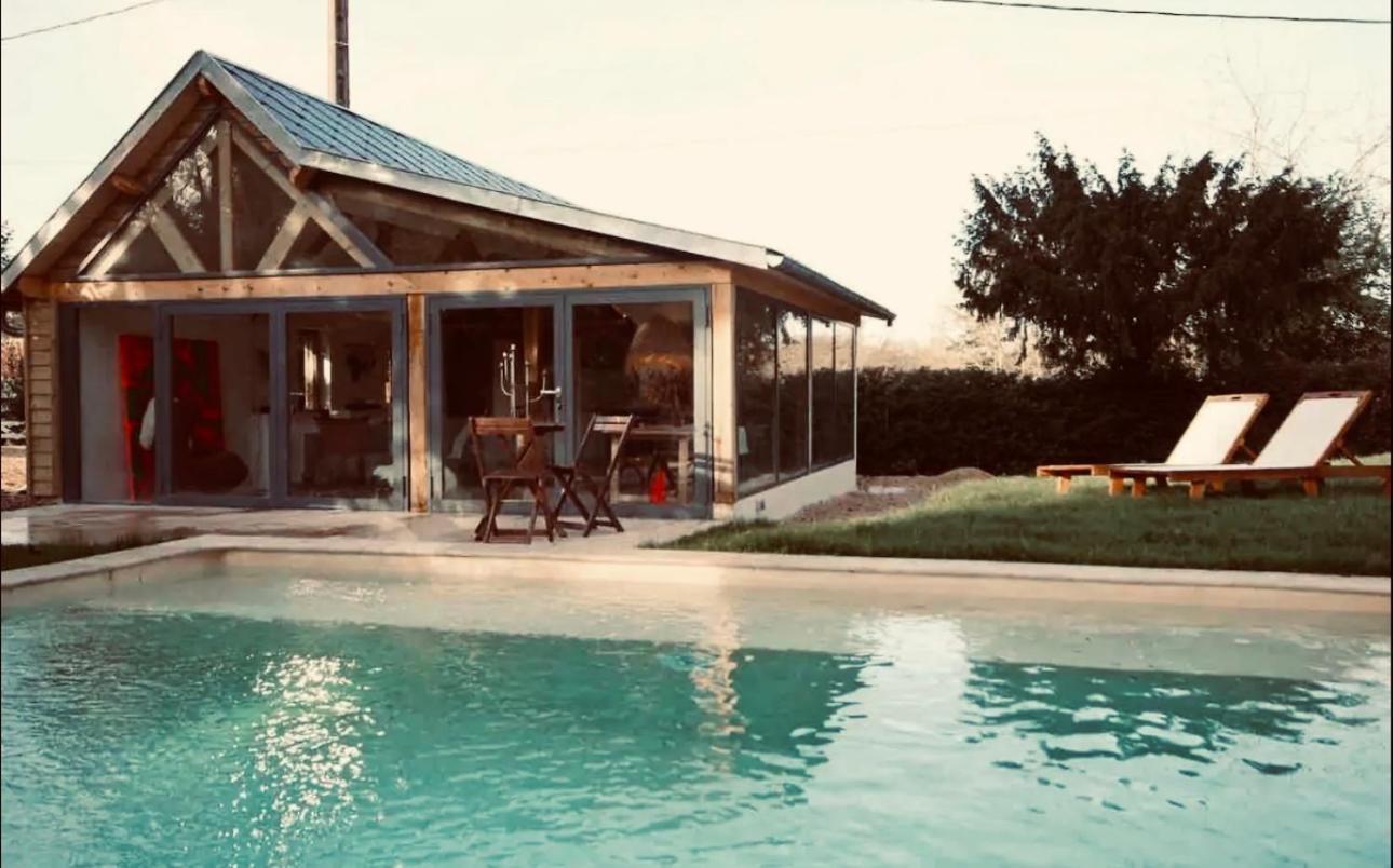 Cottage Normand Avec Sa Grande Piscine Chauffee Toute L Annee Sur Parc Arbore Et Clos En Plein Coeur De La Campagne Adapte Aux Kids Et Dog Friendly Saint-Antonin-de-Sommaire Экстерьер фото