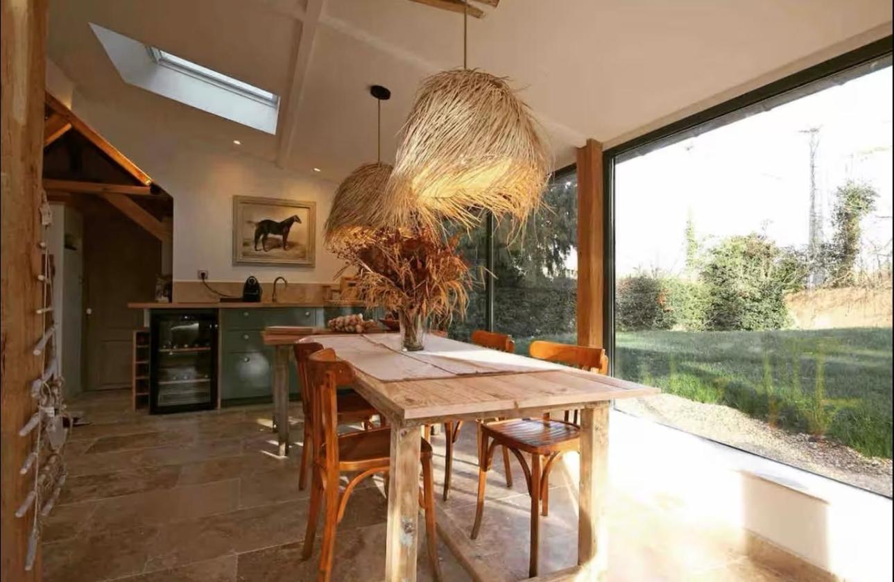 Cottage Normand Avec Sa Grande Piscine Chauffee Toute L Annee Sur Parc Arbore Et Clos En Plein Coeur De La Campagne Adapte Aux Kids Et Dog Friendly Saint-Antonin-de-Sommaire Экстерьер фото
