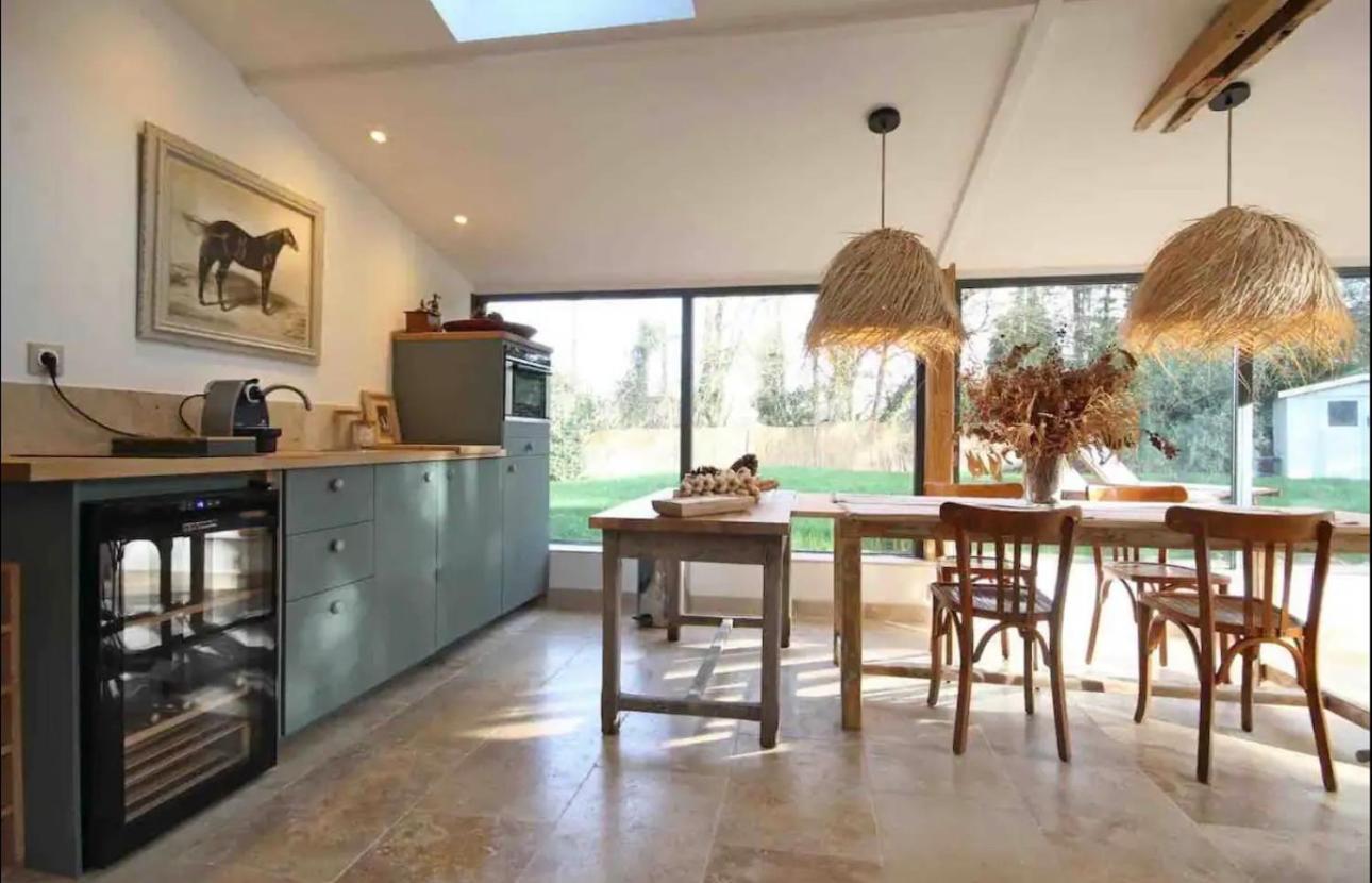 Cottage Normand Avec Sa Grande Piscine Chauffee Toute L Annee Sur Parc Arbore Et Clos En Plein Coeur De La Campagne Adapte Aux Kids Et Dog Friendly Saint-Antonin-de-Sommaire Экстерьер фото
